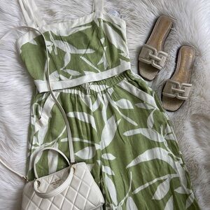 NWOT! Sienna Sky Green and cream Leaf Print top and pants set